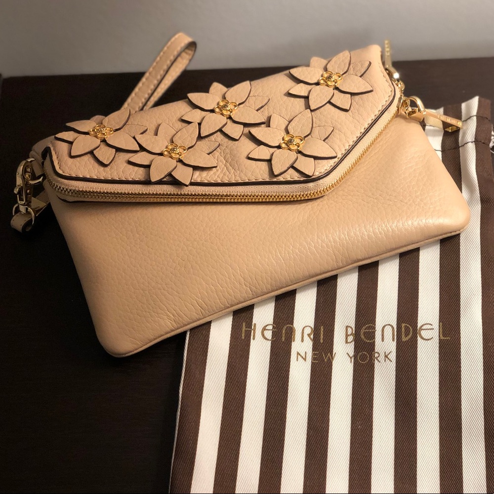 Henri Bender NY wristlet brand new with tags